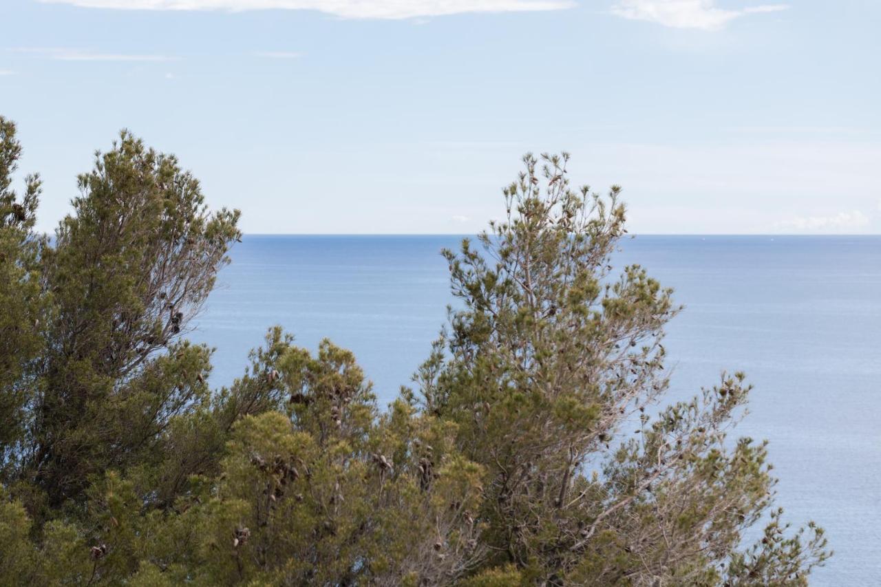144 - Sunshine 9, Fronte E Vista Mare, 100metri Sanremo